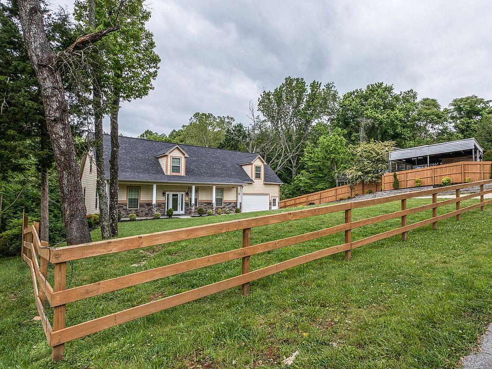 1st image of 90 Holly Tree Dr