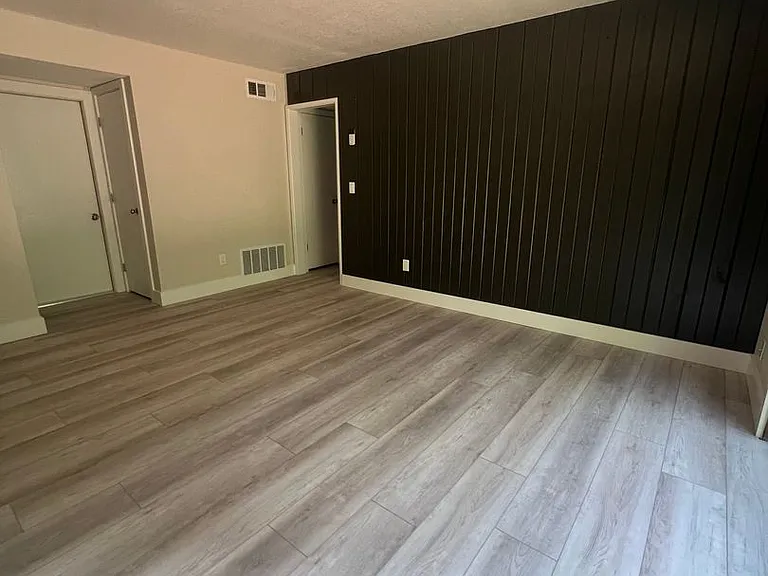 733 Galloway Dr — Photo 23