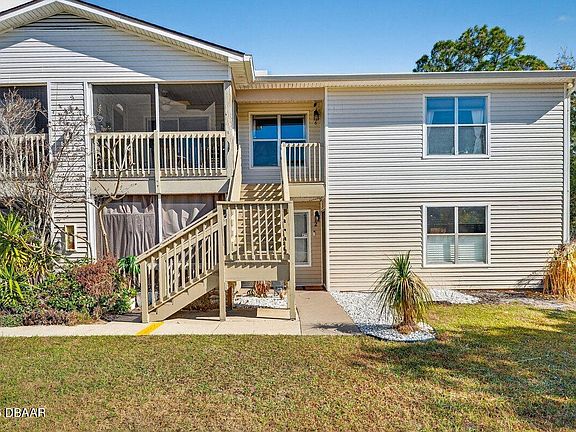 2nd image of 1600 Big Tree Rd APT L6