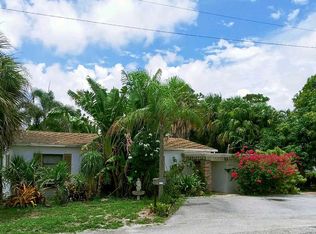 130 Lake Osborne Dr, Lake Worth, FL 33461