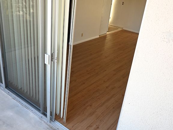 3rd image of 4040 Lamont St APT 10