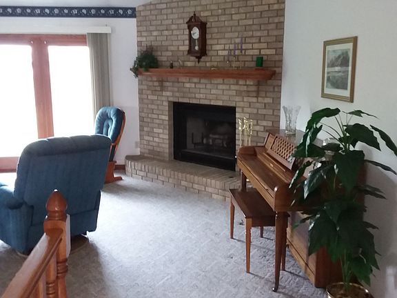 5th image of 15 Carter Dr
