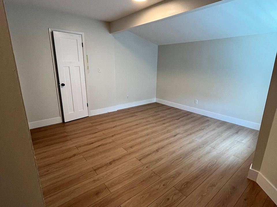 bedroom 1 with bathroom