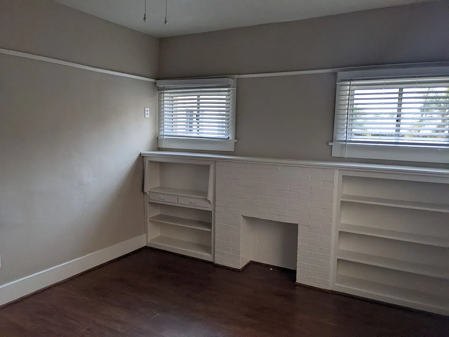 57 Linden Ave — Photo 3
