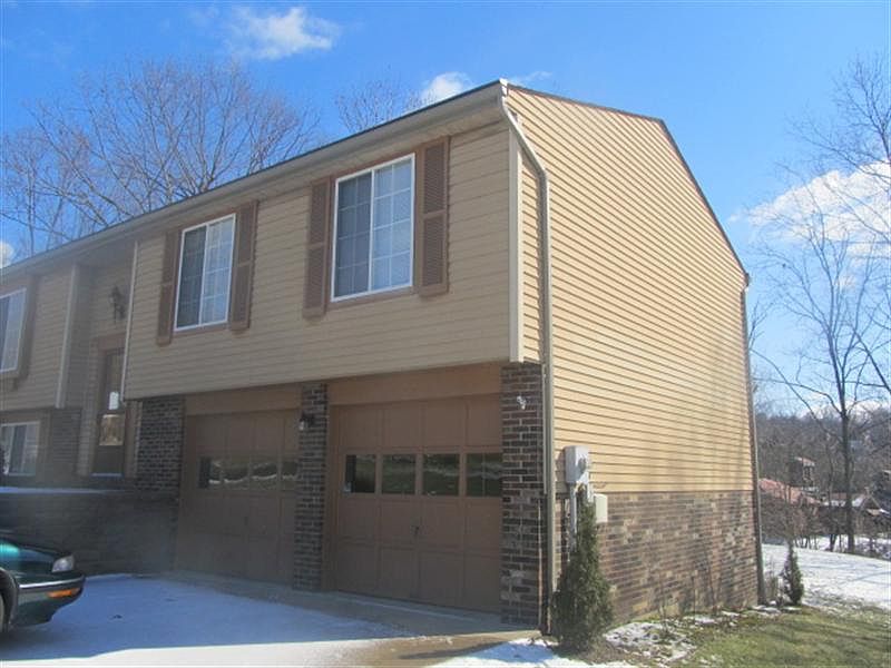 2nd image of 740 Thornwick Dr