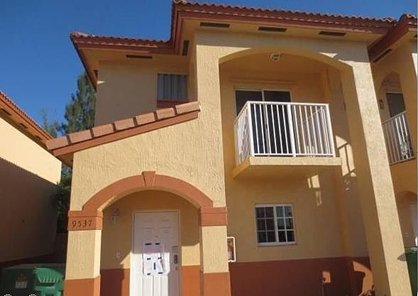 1st image of 9537 NW 114th Ln #5