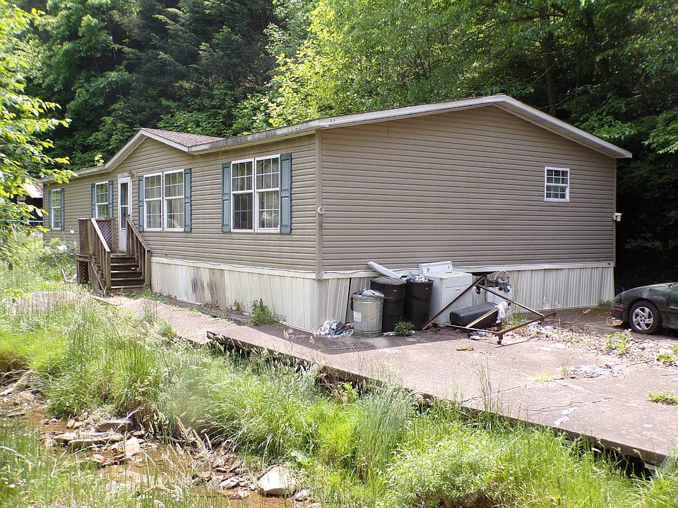 2nd image of 416 Rambling Hills Rd