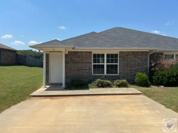78 Clark Ln, Nash, TX 75569