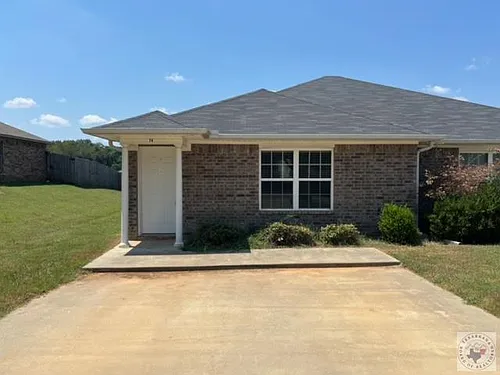 78 Clark Ln Photo 1