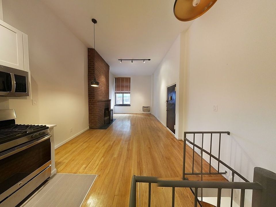 1st image of 125 E 82nd St APT 1