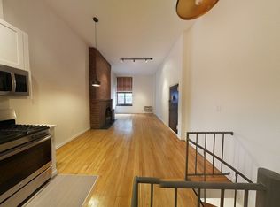 125 E 82nd St APT 1, New York, NY 10028