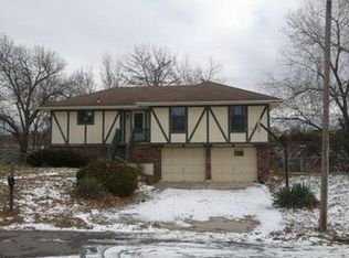 810 SW 24th St, Blue Springs, MO 64015