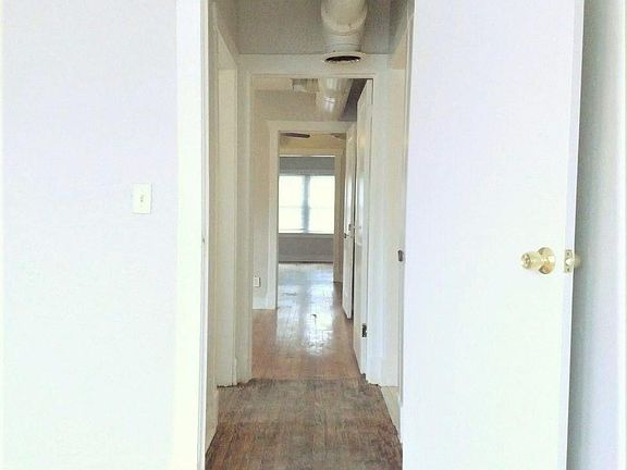4th image of 208 W 34th St APT 1E