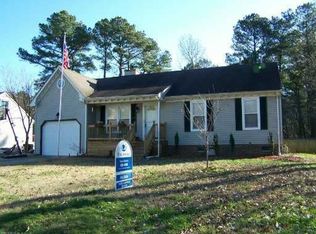 2465 Broadnax Cir, Chesapeake, VA 23323