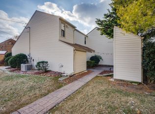 1000 Lisa Dr, Church Hill, TN 37642