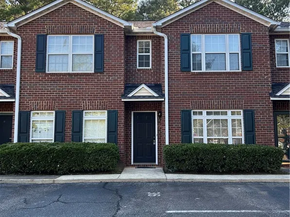 637 Huntington Rd, Athens, GA 30606