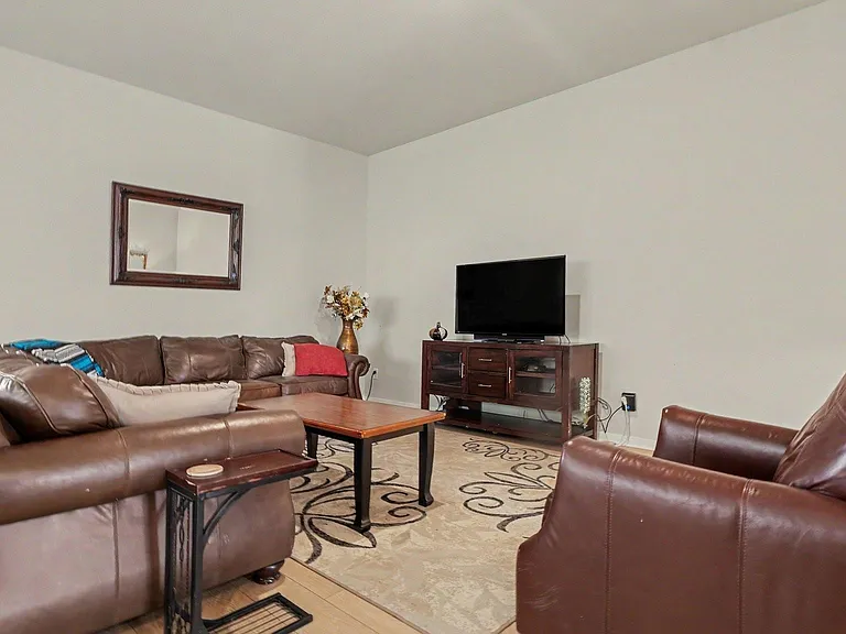 11910 Rice View Dr — Photo 7