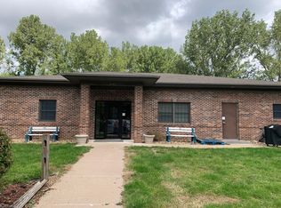 4717 Sullivan Slough Rd, Burlington, IA 52601