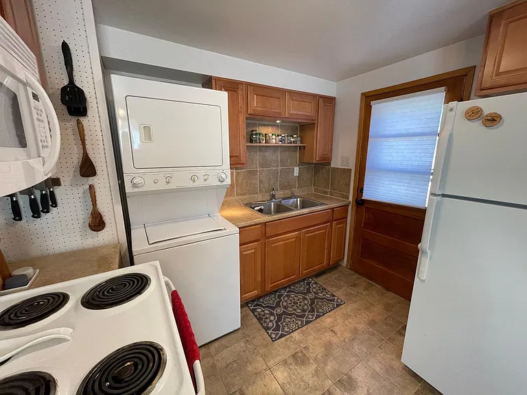 1330 Venice St — Photo 16