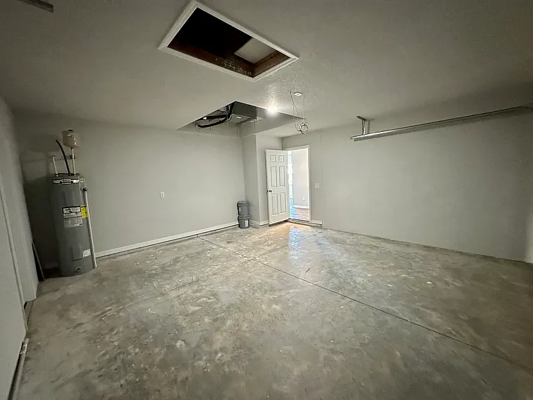4407 E Ravenna St — Photo 32