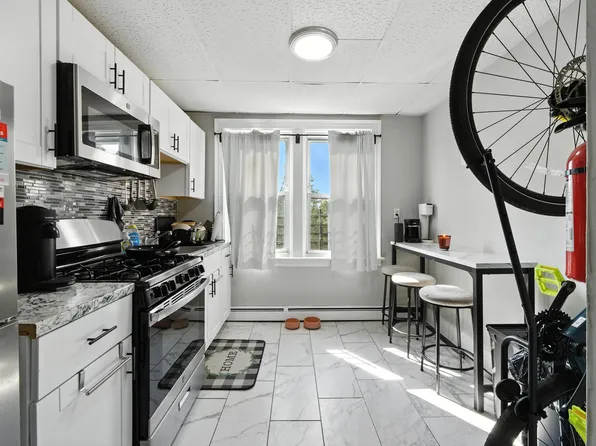 336 Terrace Avenue image 4 of 22