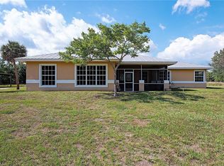 581 Wild Turkey Dr, Naples, FL 34120