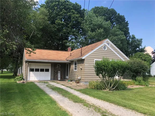 157 Bolivar St, Bolivar, OH 44612