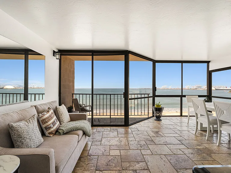 1750 E Ocean Blvd #511 — Photo 2