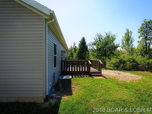 3rd image of 171 Oak Hill Forest Drive