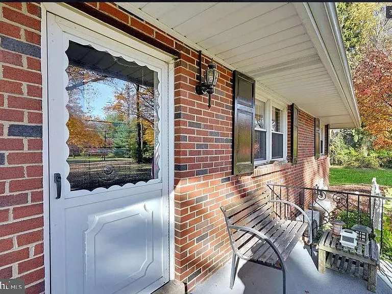 127 Carter Rd — Photo 15