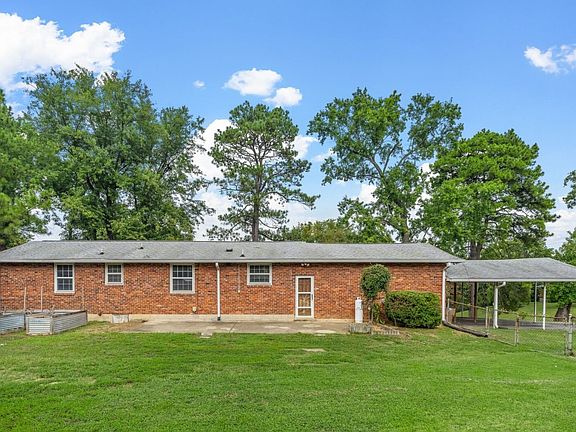 4th image of 276 Clovernook Dr