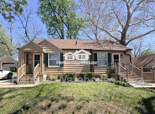 1145 65th St, Windsor Heights, IA 50324