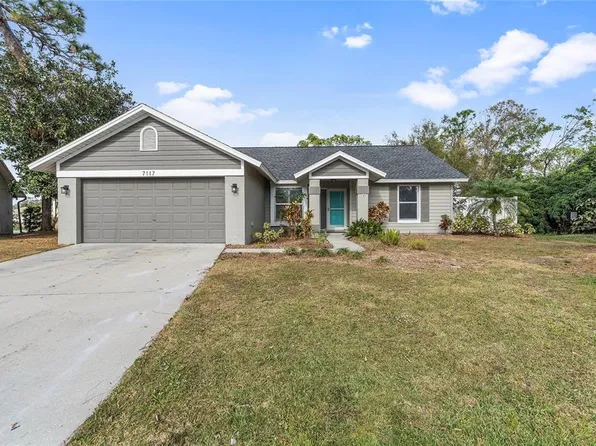 7117 Queen Palm Cir, Sarasota, FL 34243