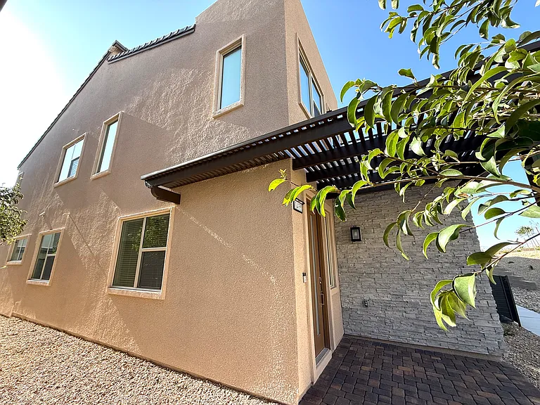 Exterior Side, End Unit