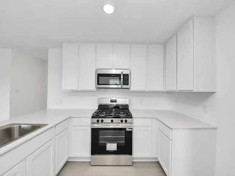 7730 Lavender Jade Dr — Photo 16