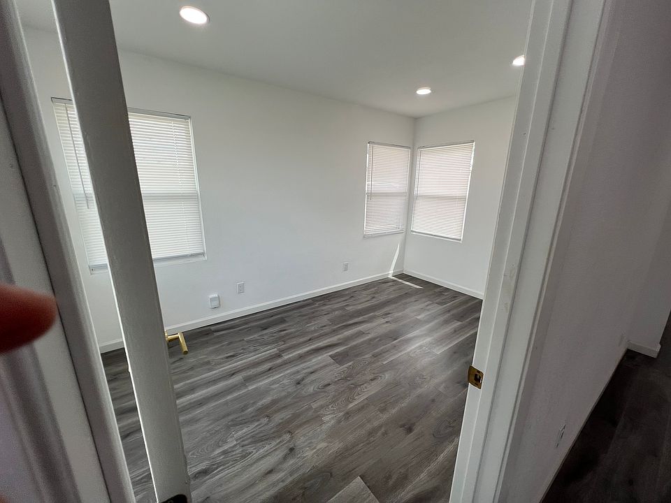 1st image of 130 Tuolumne St #132