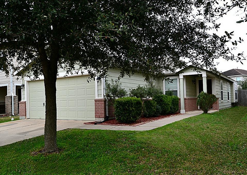 1st image of 18202 Rexine Ln