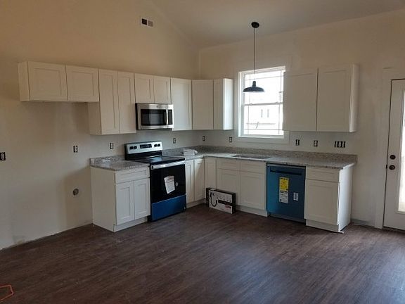 3rd image of 4295 Shelbyville Rd Lot 17
