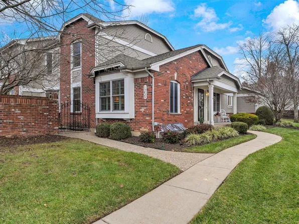 15829 Kersten Ridge Ct #68, Chesterfield, MO 63017