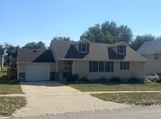416 W M St, Forest City, IA 50436