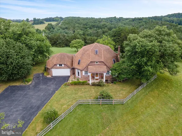 2064 Sulphur Springs Rd, Middletown, VA 22645