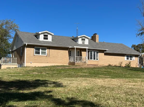 10445 E 1350 Road, Stockton, MO 65785