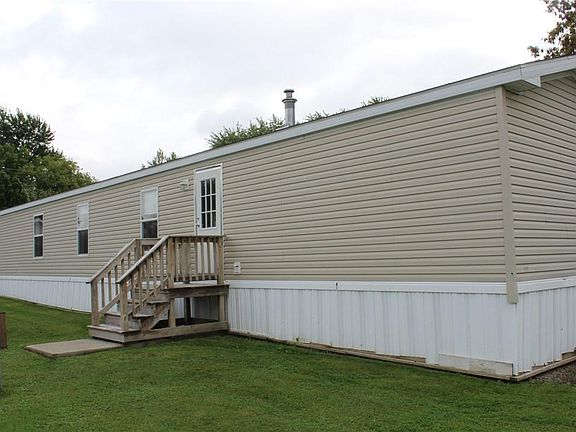 2nd image of 17 Bloomdale Mobile Home Park