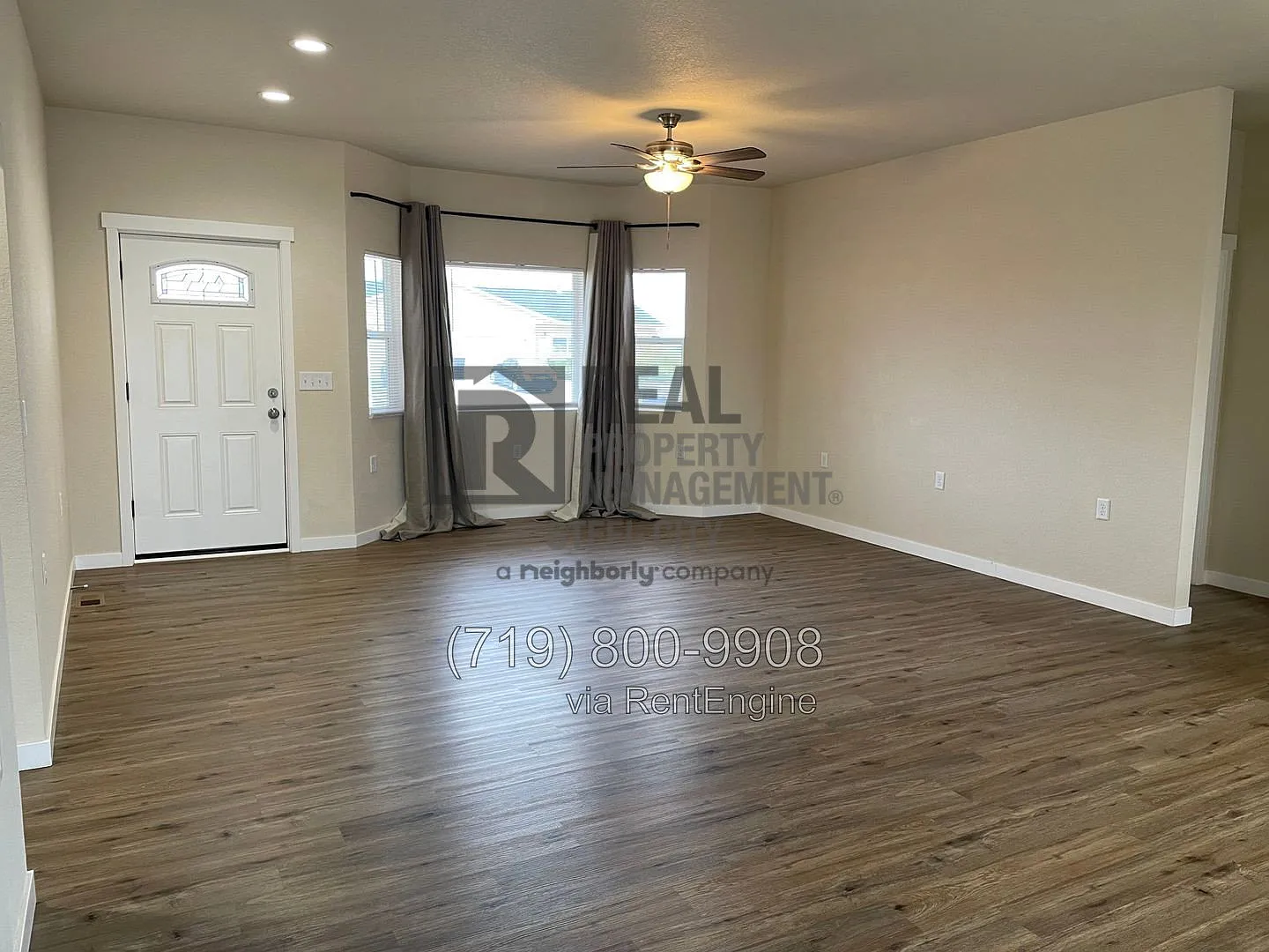 3 bed, 2.0 bath, 1518 sqft, $2,400 — Photo 2