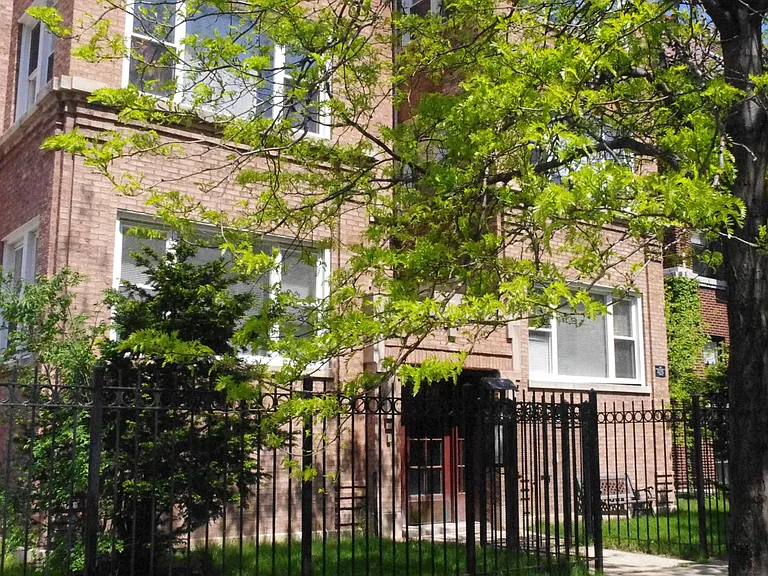 936 W Agatite Ave #2RE — Photo 23