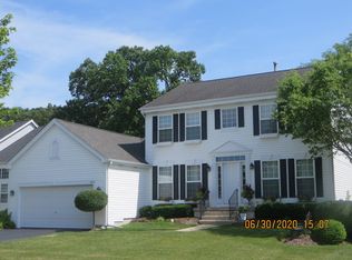 403 Farnsworth Cir, Port Barrington, IL 60010