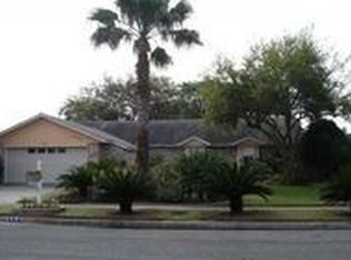 2204 Live Oak Dr, Portland, TX 78374
