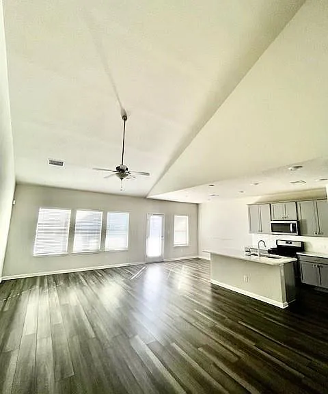 102 Ostracoda Ln — Photo 5