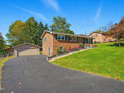 849 Meadowcrest Dr, Bristol, VA, 24201