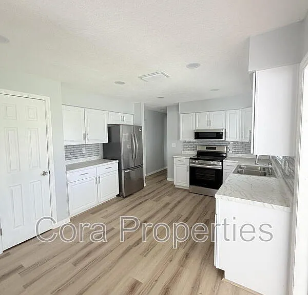 825 Avenue Y NW — Photo 10
